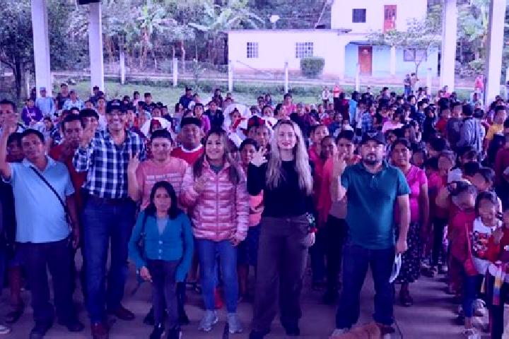 Escorts Tamapatz, Mexico — Local Companions