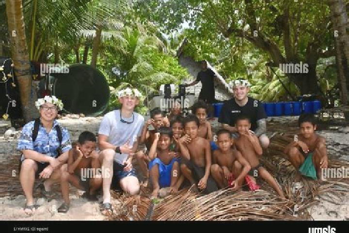Escorts Tamatam, Micronesia — Local Companions
