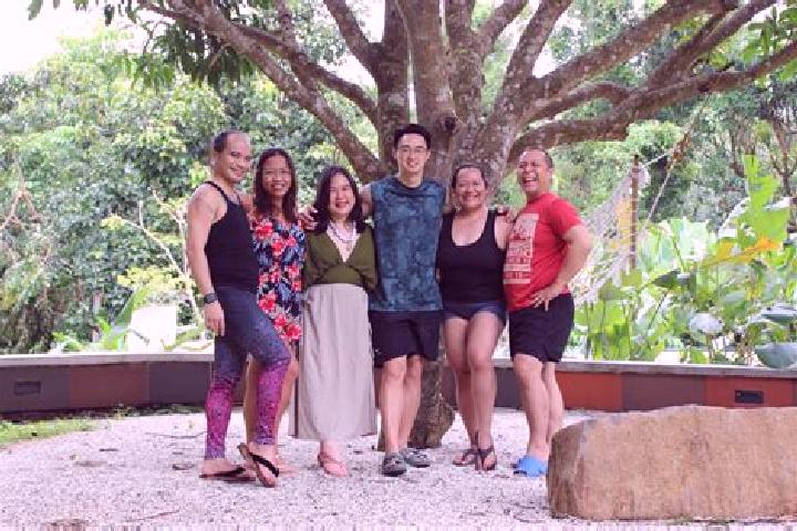 Escorts Tanaeang Village, Kiribati — Local Companions
