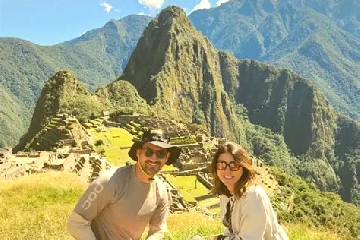 Escorts Tapay, Peru — Local Companions