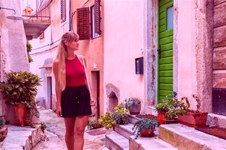 Escorts Tar, Croatia — Local Companions