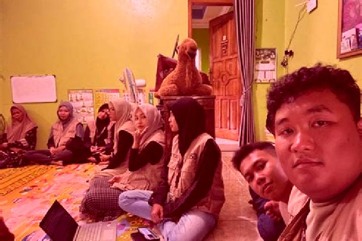 Escorts Taraban Timur, Indonesia — Local Companions