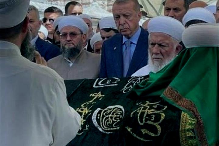 Escorts Tayyibat al Imam, Syria — Local Companions