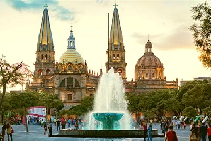 Escorts Tazumbos, Mexico — Local Companions