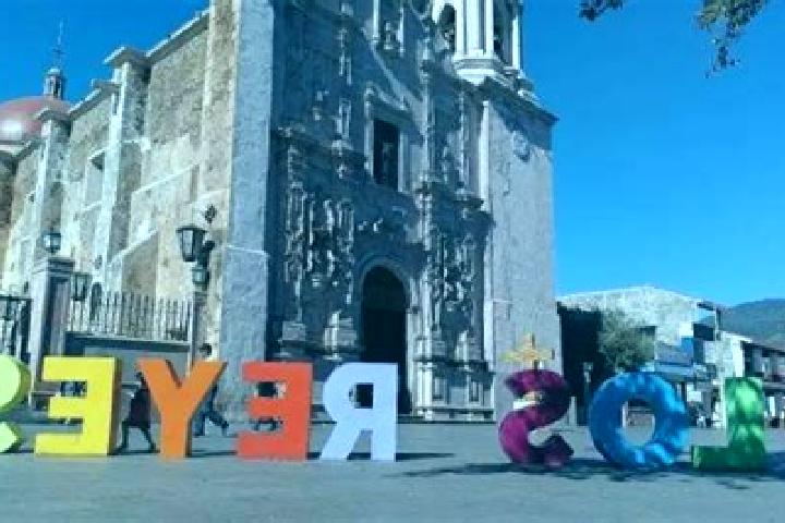 Escorts Tengueecho, Mexico — Local Companions
