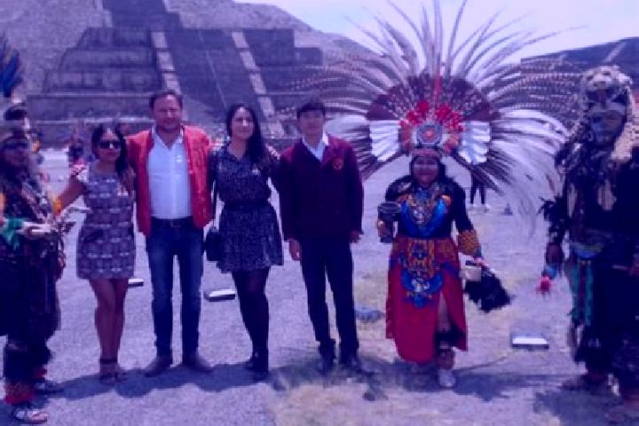 Escorts Teotihuacan, Mexico — Local Companions