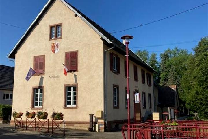 Escorts Thal-Marmoutier, France — Local Companions