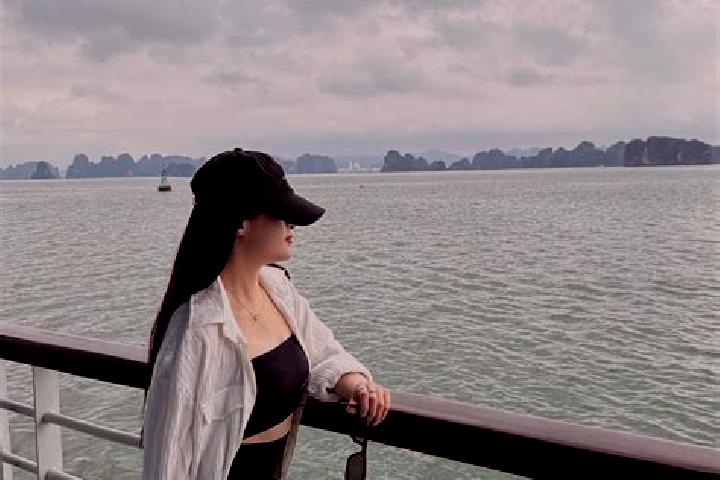 Escorts Thuy Phuong, Vietnam — Local Companions