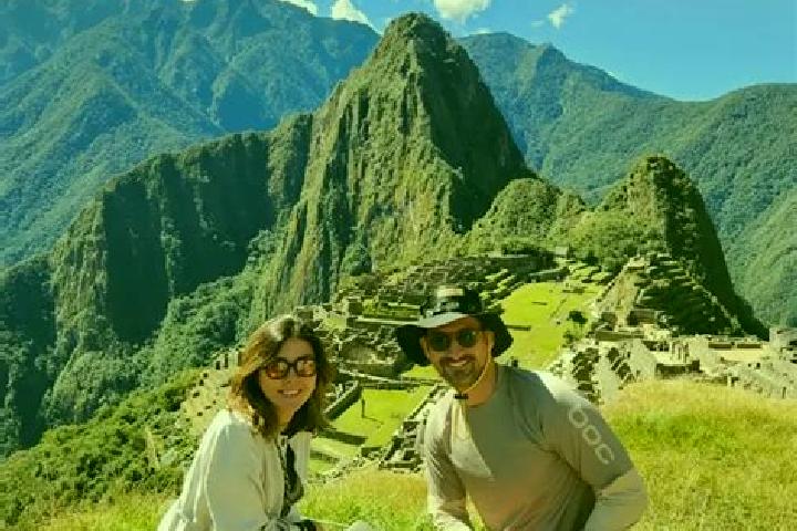 Escorts Tibillo, Peru — Local Companions