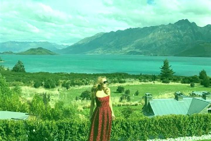 Escorts Tiniroto, New Zealand — Local Companions