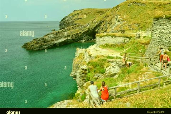 Escorts Tintagel, United Kingdom — Local Companions