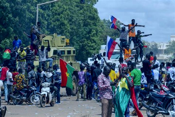 Escorts Tita, Burkina Faso — Local Companions