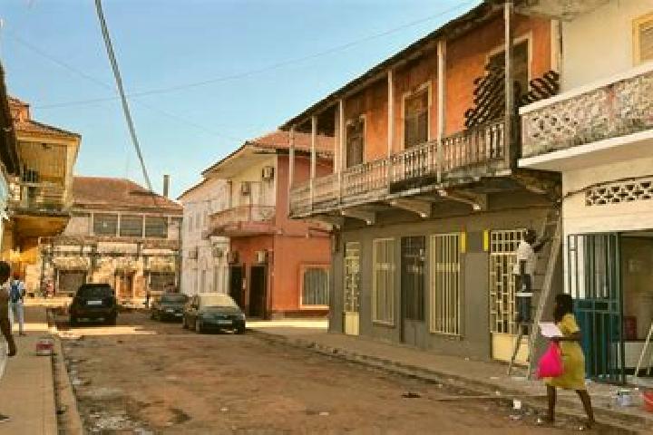 Escorts Tite, Guinea-Bissau — Local Companions