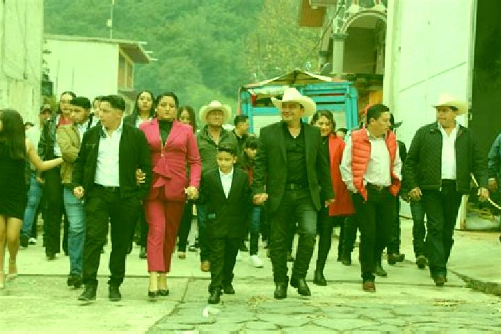 Escorts Tlacolulan, Mexico — Local Companions