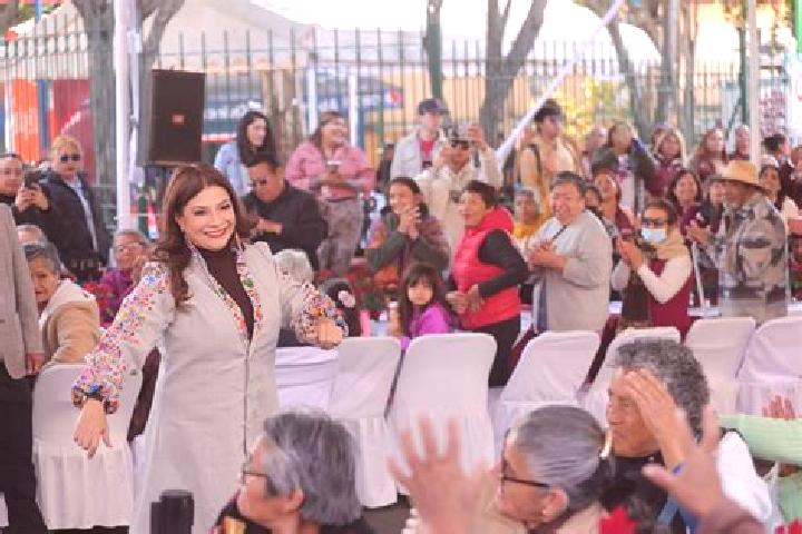 Escorts Tlacuitlapa, Mexico — Local Companions