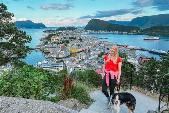 Escorts Tofte, Norway — Local Companions