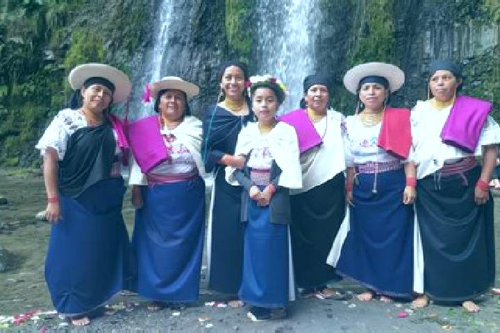 Escorts Tomay Kichwa, Peru — Local Companions