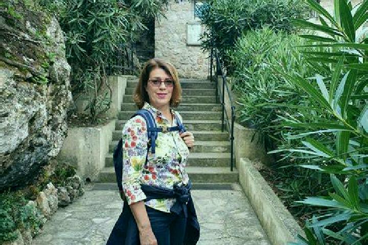 Escorts Tovo San Giacomo, Italy — Local Companions