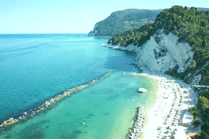 Escorts Treia, Italy — Local Companions