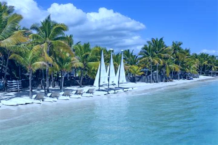Escorts Trou aux Biches, Mauritius — Local Companions