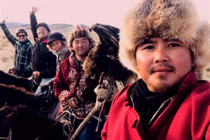 Escorts Tsagaanchuluut, Mongolia — Local Companions