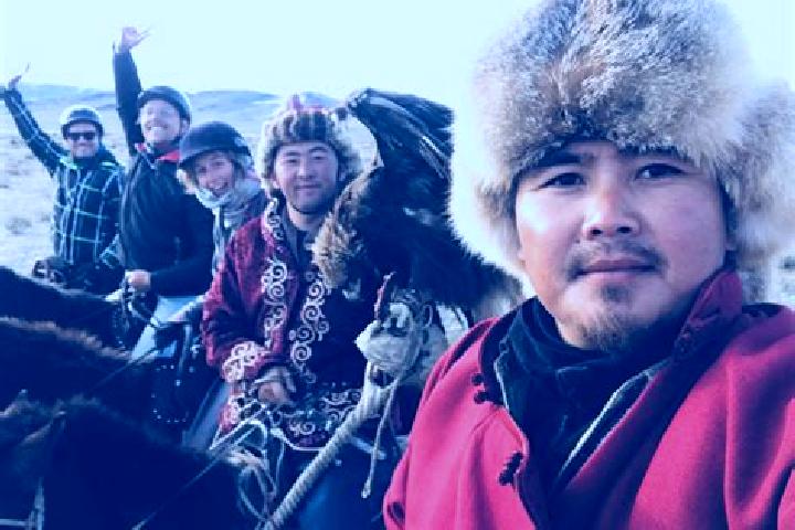 Escorts Tsul-Ulaan, Mongolia — Local Companions