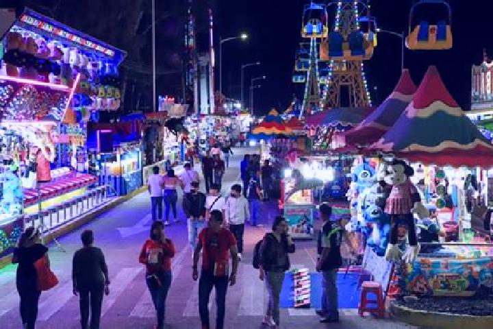 Escorts Tuncingo, Mexico — Local Companions