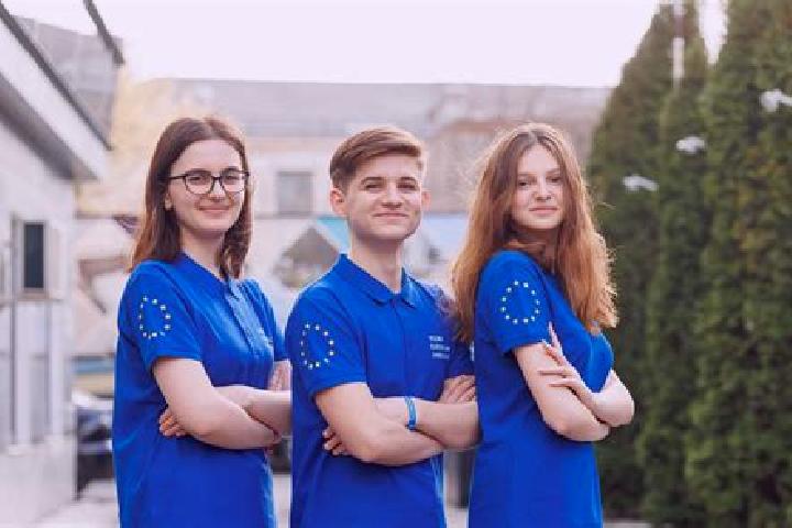 Escorts Tvardita, Moldova — Local Companions