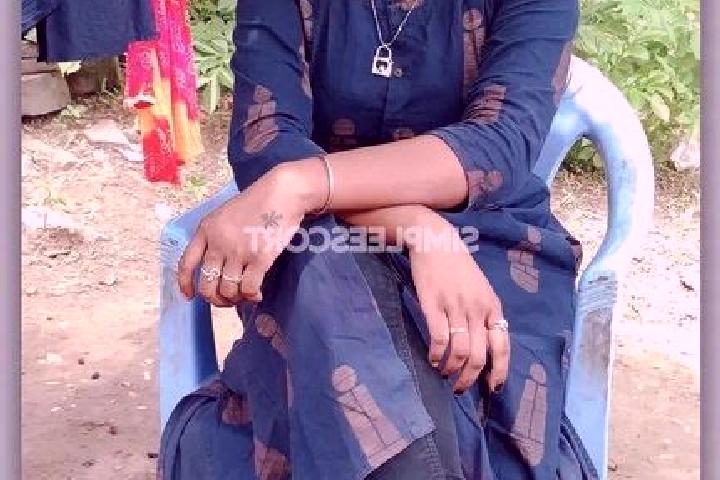 Escorts Udgir, India — Local Companions