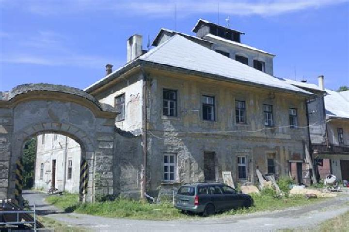 Escorts Uhlirske Janovice, Czech Republic — Local Companions