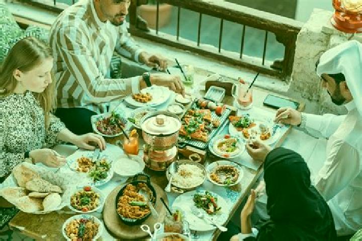 Escorts Umm Lakhba, Qatar — Local Companions