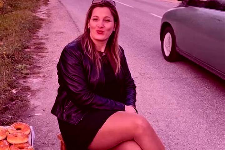 Escorts Urvis de Beius, Romania — Local Companions