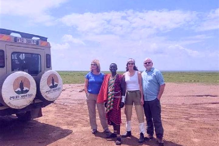 Escorts Usoke, Tanzania — Local Companions