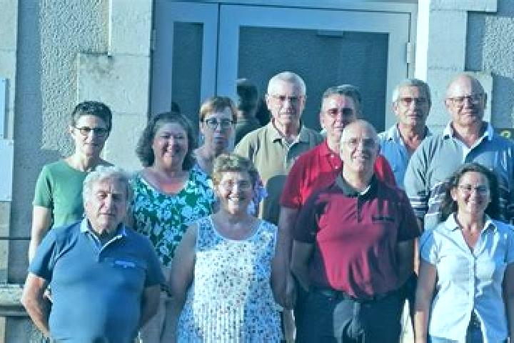 Escorts Usson-du-Poitou, France — Local Companions
