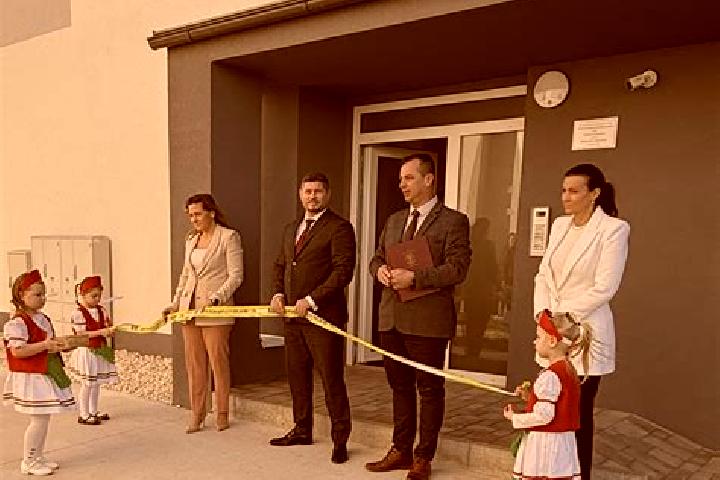 Escorts Vagfuezes, Slovakia — Local Companions
