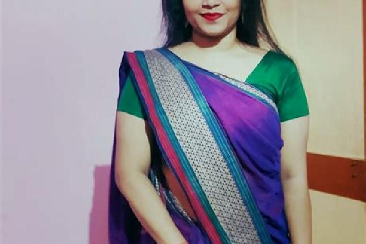 Escorts Vallalappatti, India — Local Companions