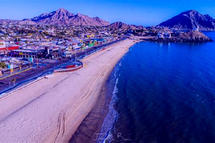 Escorts Valle de San Felipe, Mexico — Local Companions