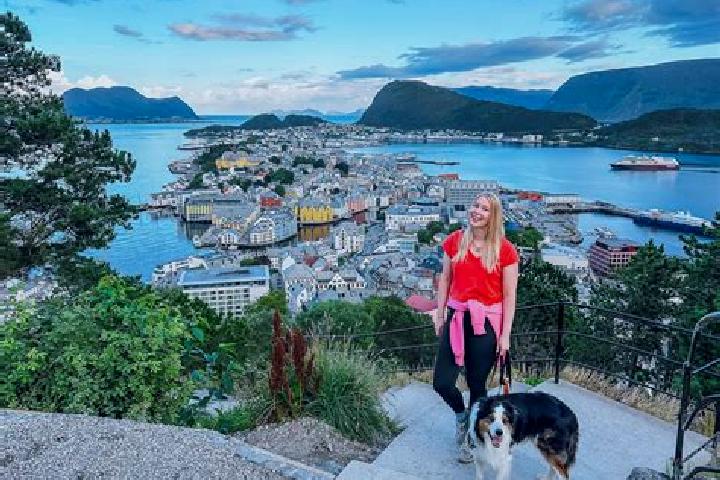 Escorts Valle, Norway — Local Companions