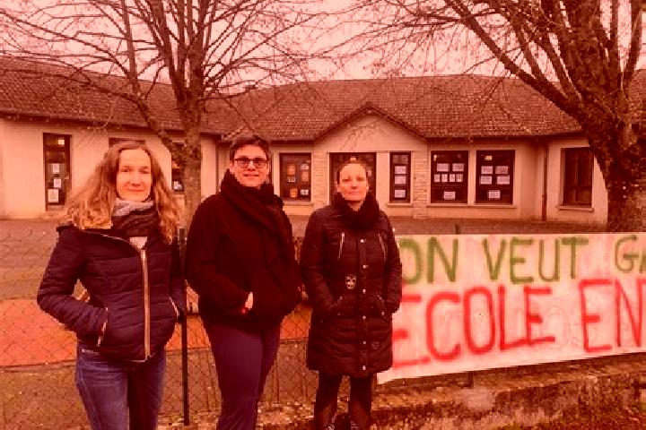 Escorts Vaux-sous-Aubigny, France — Local Companions