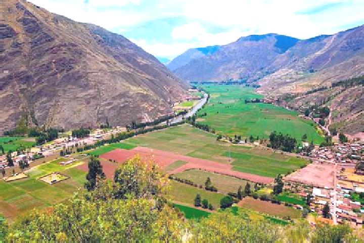 Escorts Velinga, Peru — Local Companions