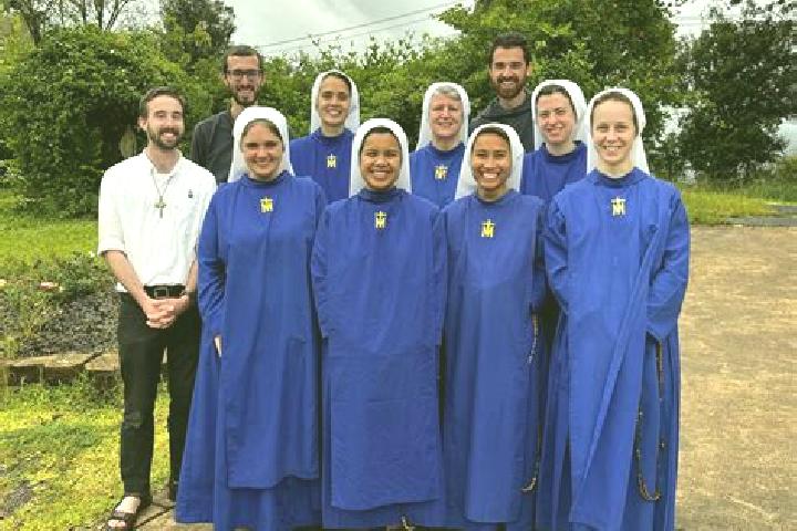 Escorts Venables, France — Local Companions