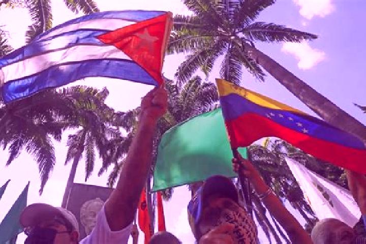 Escorts Venezuela, Cuba — Local Companions