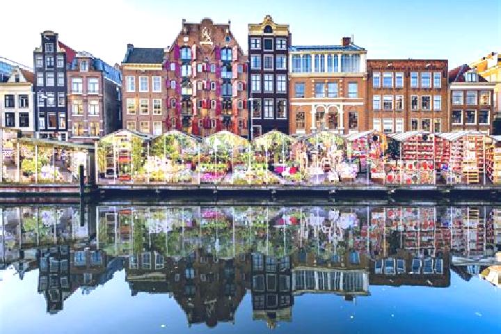Escorts Venlo, Netherlands — Local Companions