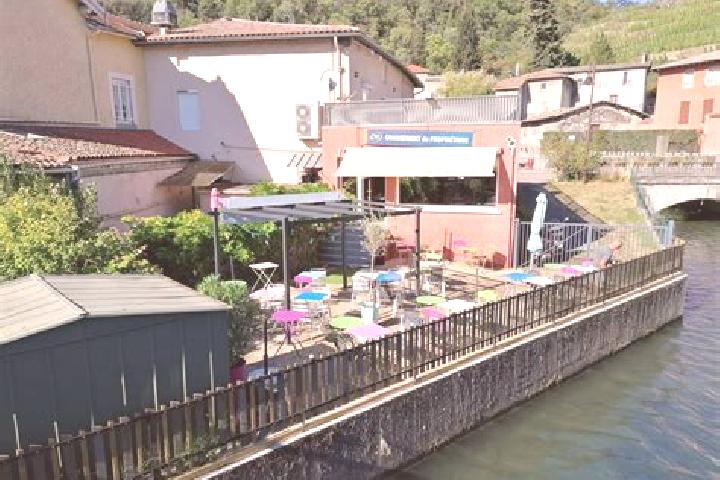 Escorts Verin, France — Local Companions
