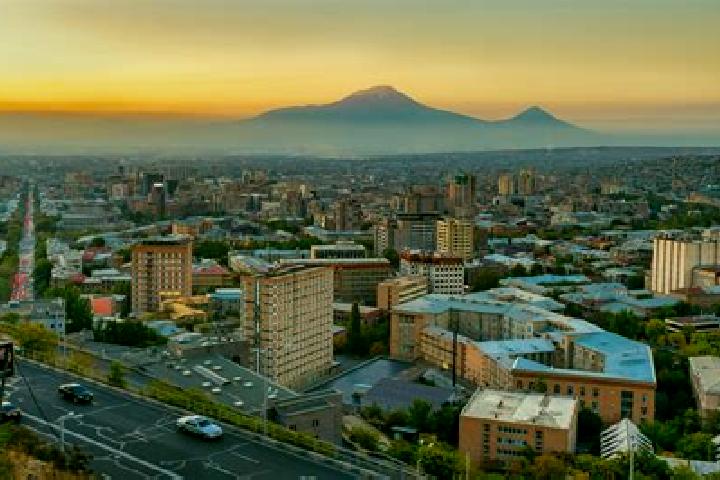 Escorts Vernashen, Armenia — Local Companions