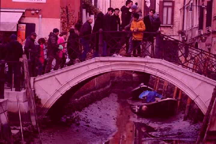 Escorts Veruno, Italy — Local Companions