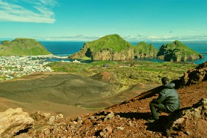 Escorts Vestmannaeyjar, Iceland — Local Companions