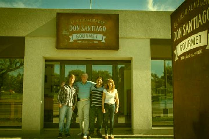 Escorts Villa Santiago, Mexico — Local Companions