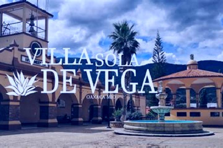 Escorts Villa Sola de Vega, Mexico — Local Companions