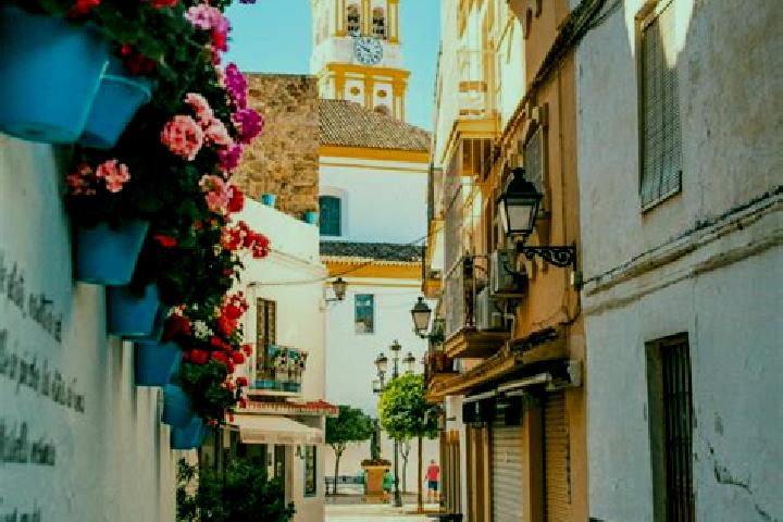 Escorts Villadiego, Spain — Local Companions
